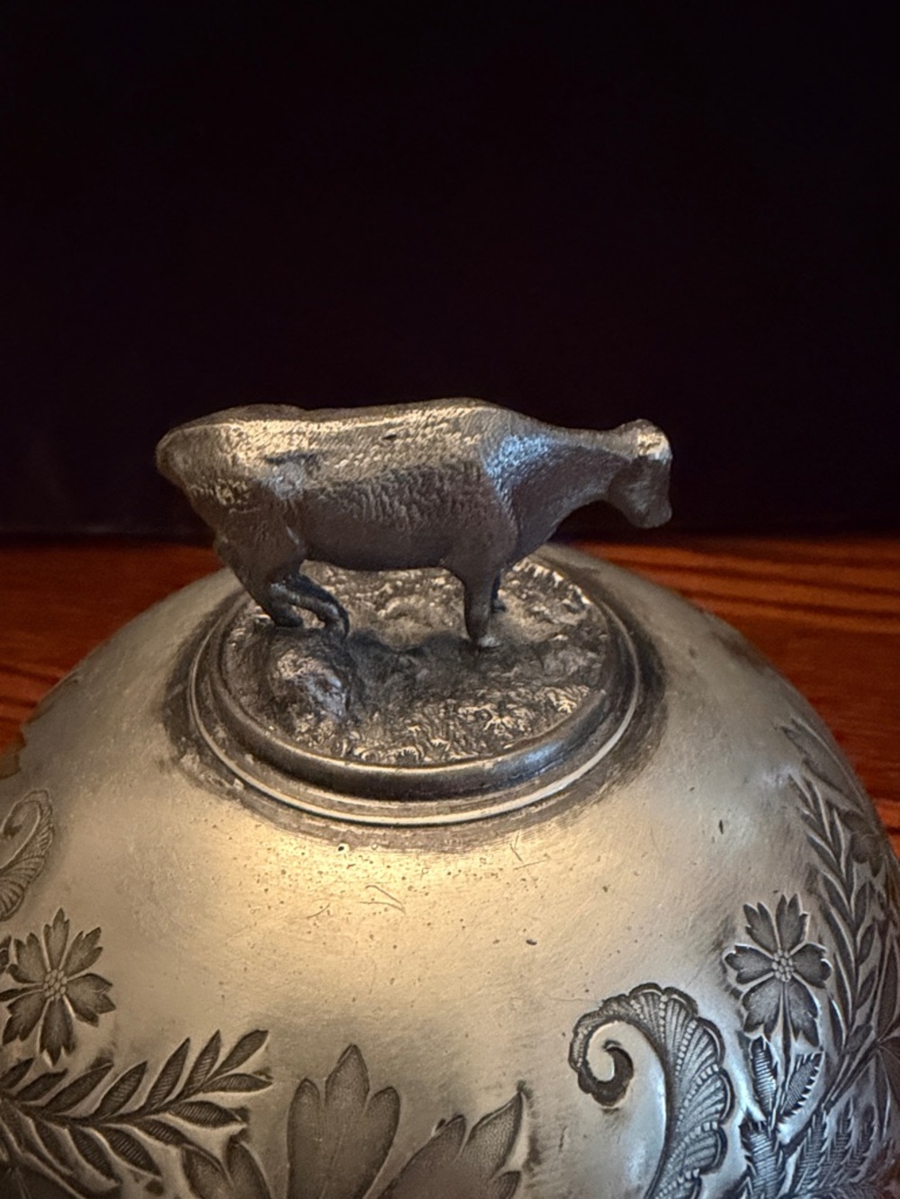 Victorian Meriden Company silverplate Butter Dish - Picture 4 of 11